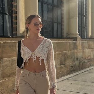 Meet your Posher, Courtney